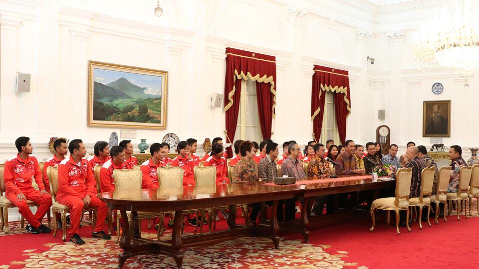 Ramah tamah antara tim Piala Thomas dan Uber Indonesia dengan petinggi PBSI dan Presiden Joko Widodo.